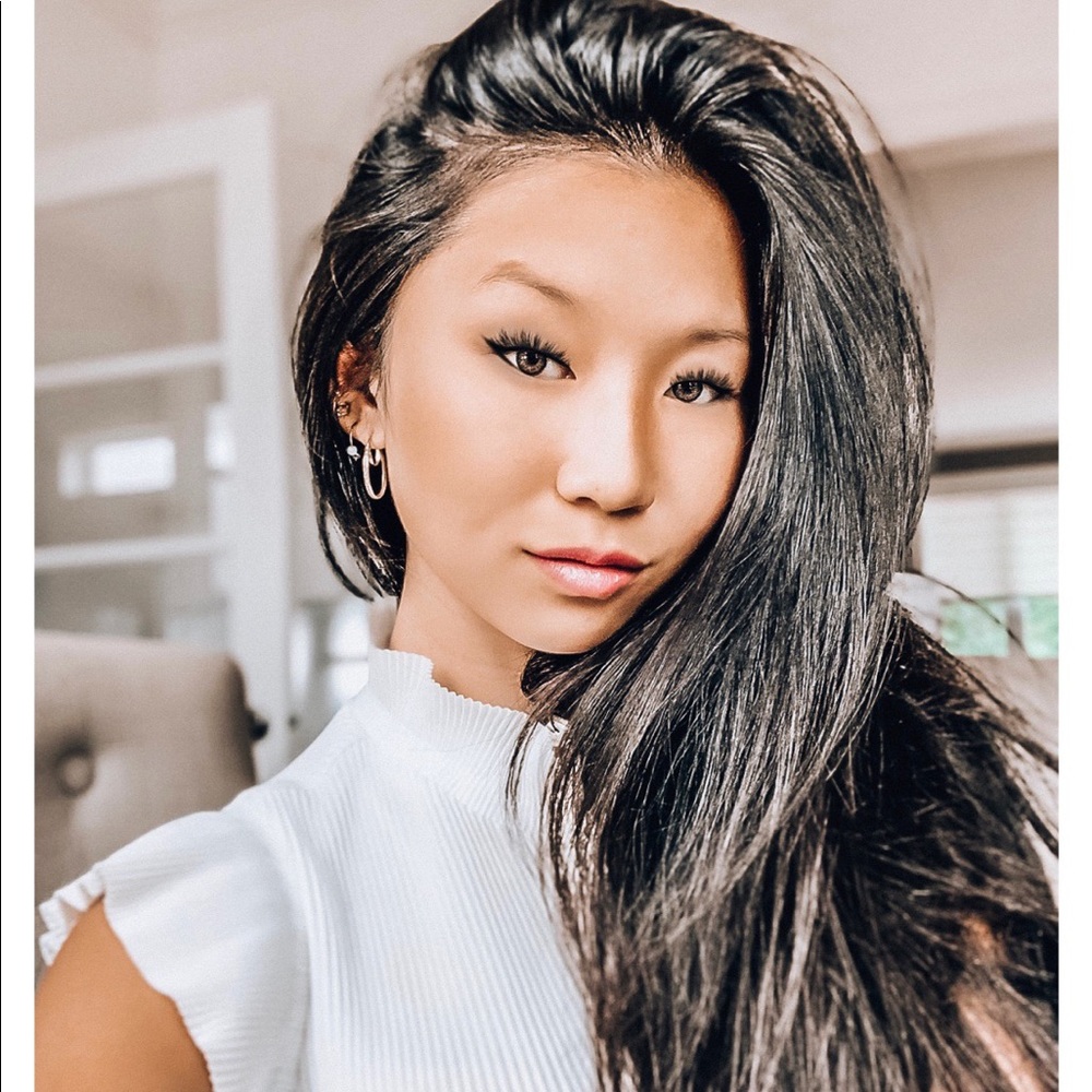 Meet your Posher, Floe